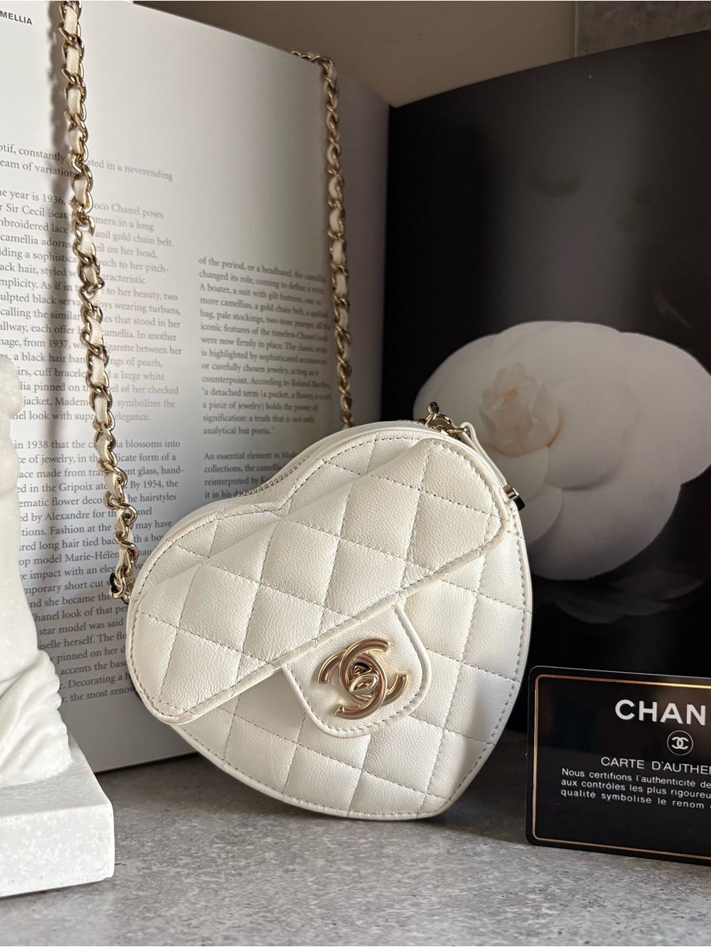 🤍 Chanel CC In Love White Lambskin Mini Heart Crossbody Bag - Excellent!
